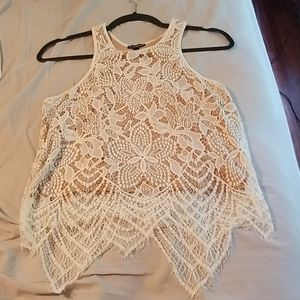 3/$25 Nude and white Express Petal top